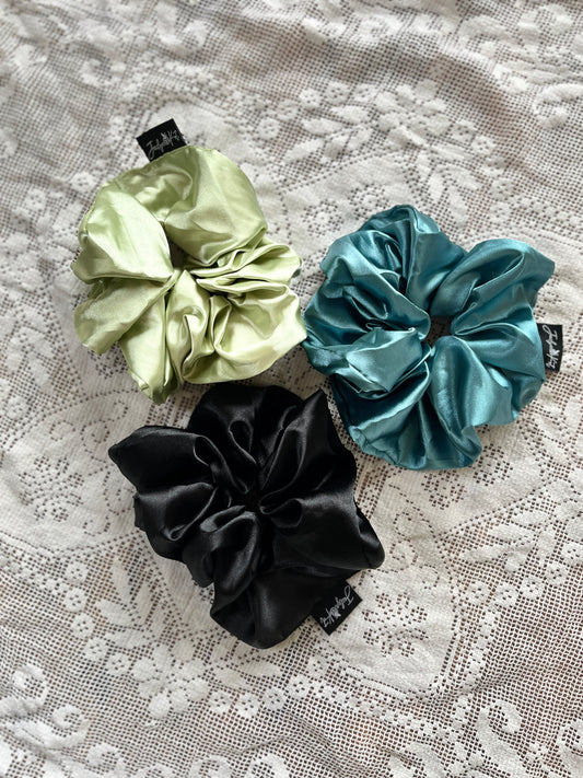 Von's Good Girl Scrunchies - 3 pack